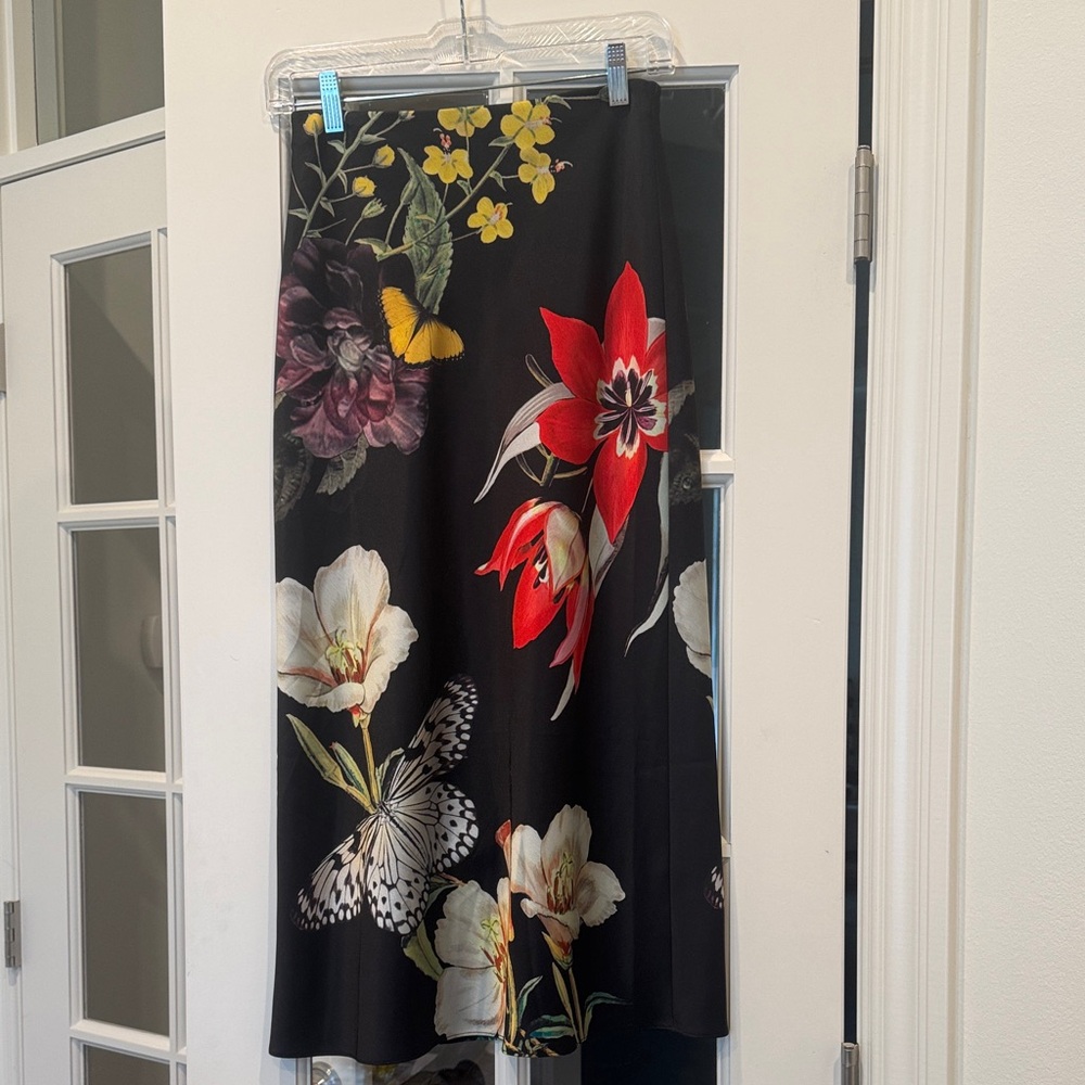 Alice + Olivia Black Floral A-Line Skirt